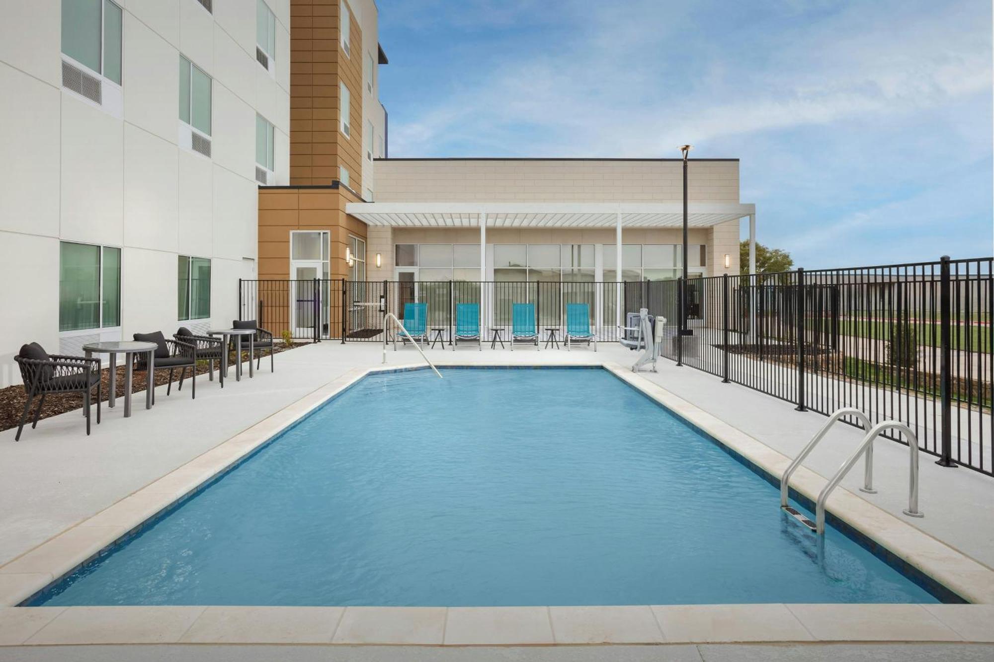 Towneplace Suites By Marriott Forney エクステリア 写真